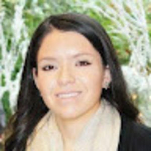 Meet your Posher, Elvia